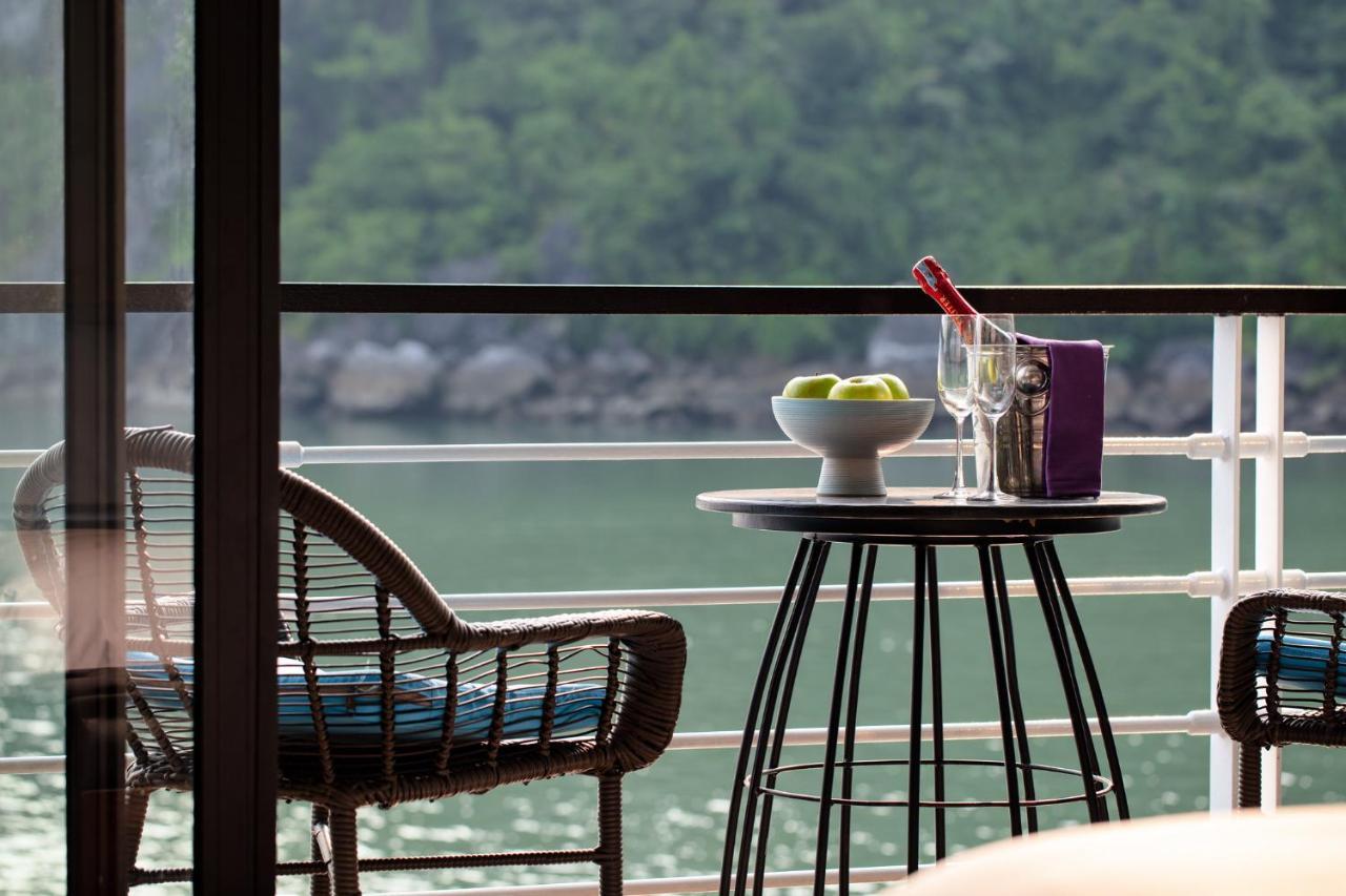 Mon Cheri Cruises Hạ Long Exterior foto